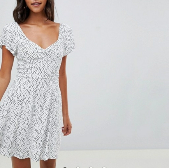 Abercrombie & Fitch Dresses & Skirts - Abercrombie & Fitch White Polkadot Dress